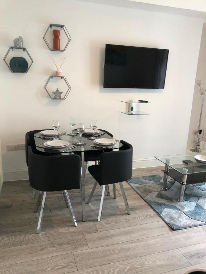 Highfield House - 1 Bed-Sleeps 2-Tjs20Hh Apartment อิลฟราคูมบ์ ภายนอก รูปภาพ